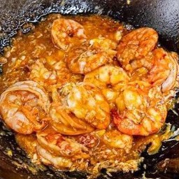 Stir-fried Eggs with Shrimp