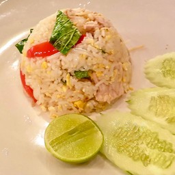 ข้าวผัดหมู