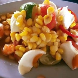 ตำข้าวโพดไข่เค็ม