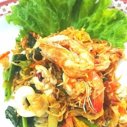 มาม่าผัดขี้เมา