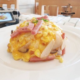 ข้าวไข่ข้น แฮม เห็ด ข้าวโพด