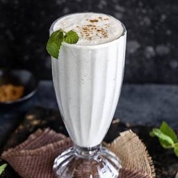 Salt Lassi (ลาสซ่ีเค็ม)