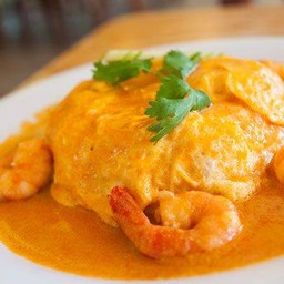 ข้าวไข่ข้นต้มยำกุ้ง