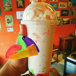 ยาคูลท์+ปีโป้ ปั่น