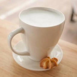นมร้อน