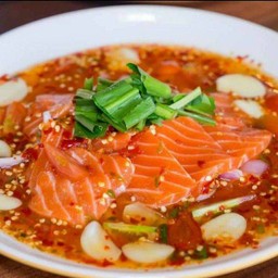 เกาเหลาแซลม่อนปลาร้า