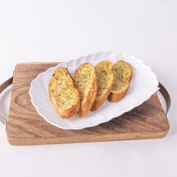 Whole Wheat Baguette Slice 4 pcs & Butter