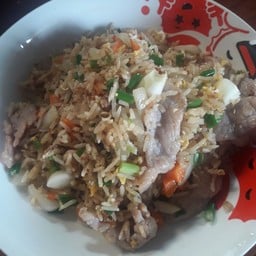 ข้าวผัดหมู