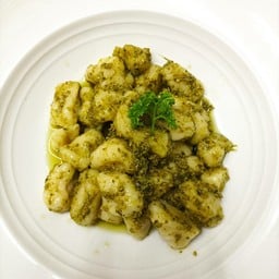 96 Gnocchi Al Pesto
