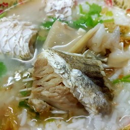 ข้าวต้มหัวปลา