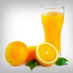 มีนา น้ำส้มคั้นสด