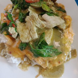 ข้าวไข่ข้นเขียวหวานไก่