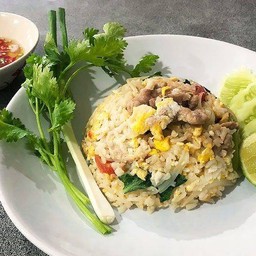ข้าวผัดหมู