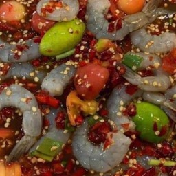 ยำกุ้งสดปลาร้า