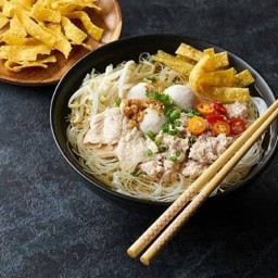 ร้าน ก๋วยเตี๋ยวเเชมป์-ฮั้งเพ้ง