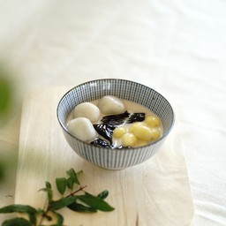 D2 บัวลอยนมสดเฉาก๊วย+แปะก๊วย