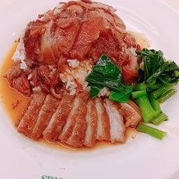 ข้าวขาหมู เฮงเฮง โลตัสชัยนาท