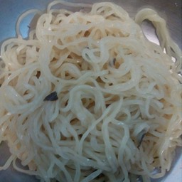 บะหมี่ลวก