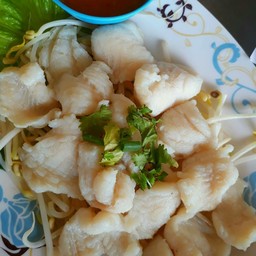 ปลาสดลวกจิ้ม