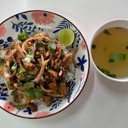 ข้าวไก่ย่างยำแซ่บ