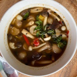 แกงเห็ดรวม