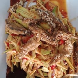 ยำแซ่บยายป้อม