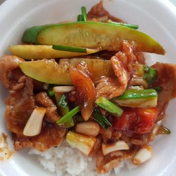 ผัดเปรี้ยวหวาน