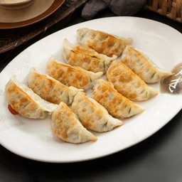 เกี๊ยวทอดน้ำ. 悟空煎饺