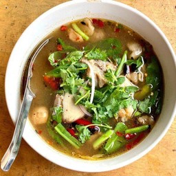 ต้มแซ่บเนื้อหมู