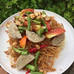 ส้มตำทอดหมูยอ