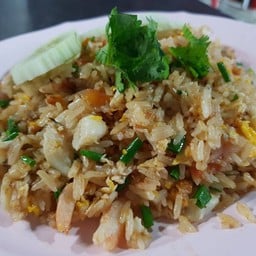 ข้าวผัดปู