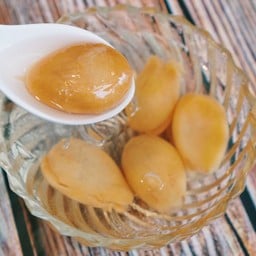 สละลอยแก้ว