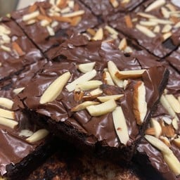 "เบาหนี้ บราวนี่"