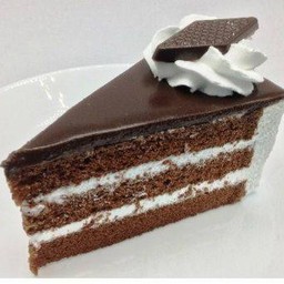 เค้กช็อกโกแลตฟัจ