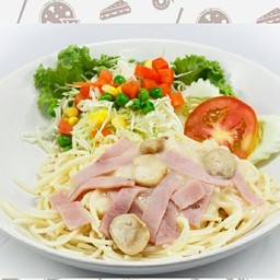 สปาเก็ตตี้ไวท์ซอส