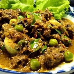 นกทอดผัดเผ็ด