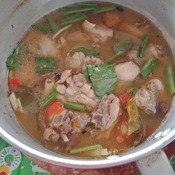 ต้มยำไก่บ้าน