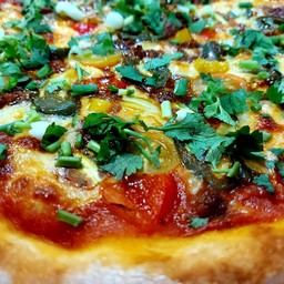 Mexican-Style Pizza (L)