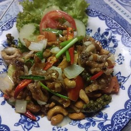 เม็ดมะม่วงสามรส