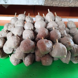 เนื้อเล็ก