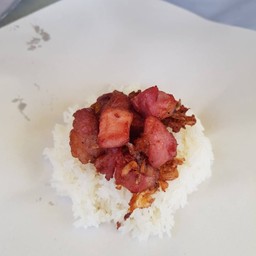 เจ้น้อย ข้าวเหนียวหมูทอด