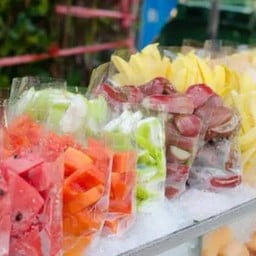 เจ๊น้อย  ผลไม้สดแช่เย็น