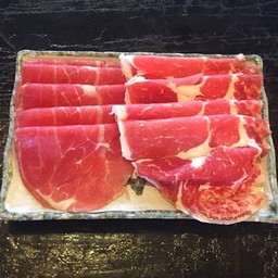 เนื้อสันคอไลด์ 100 กรัม