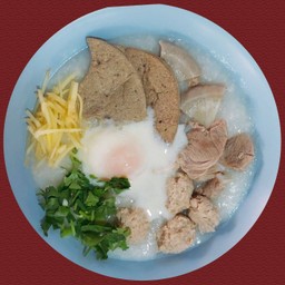 โจ๊กทุกอย่างไส่ไข่