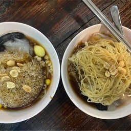 บะหมี่ กับแป้งกลม แป้งยาว