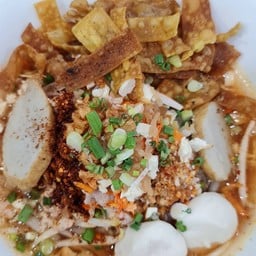 ก๋วยเตี๋ยวต้มยำหมูสับ(น้ำ)