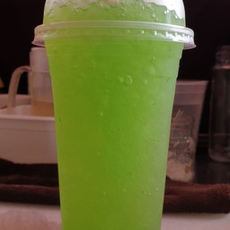 กีวี่โซดา