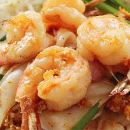 สายรุ้ง ผัดไทยกุ้งสด
