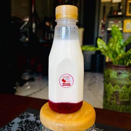 อันดา สตอเบอร์รี่นมสด