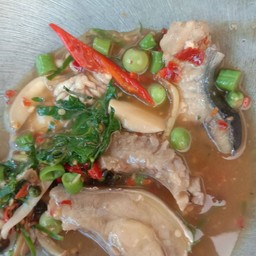 ผัดฉ่าปลาบึก(เป็นกับข้าว)